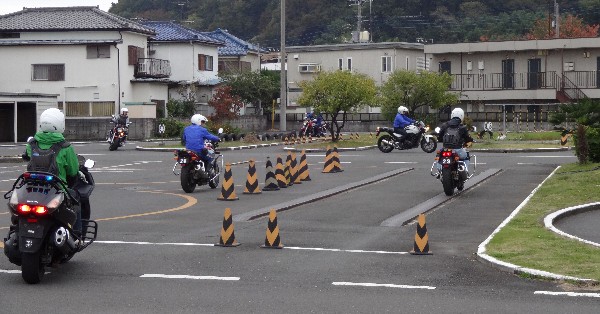 多摩ドライビングスクールについて At小型限定普通二輪免許取得までの道のり